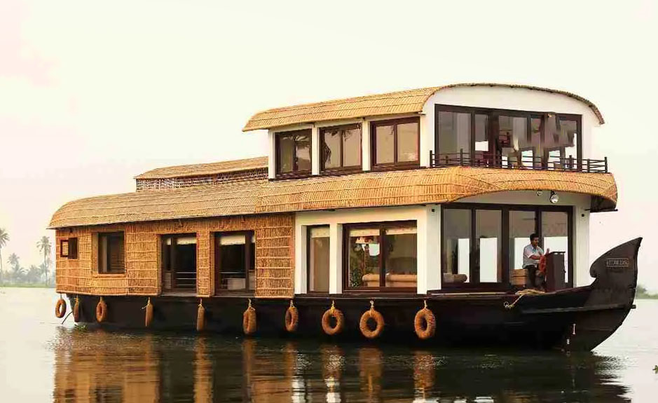 Luxury Houseboats